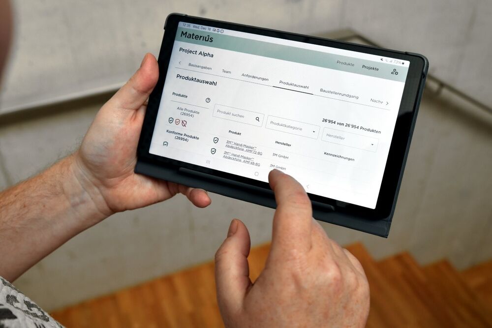 Materius bietet eine zentrale, übersichtliche Plattform zur Verwaltung von Bauprodukten und eliminiert manuelle Prozesse. Das digitale Tool erleichtert nicht nur die Auswahl und Nachverfolgung konformer Bauprodukte, sondern verbessert auch die Zusammenarbeit im Team.